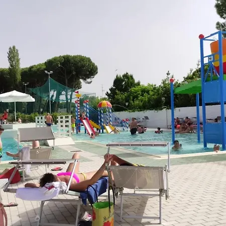 Mipro Mobilhome 6 * Lido di Spina