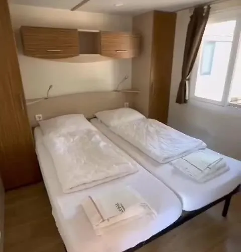 Mipro Mobilhome 6 Hébergement de vacances