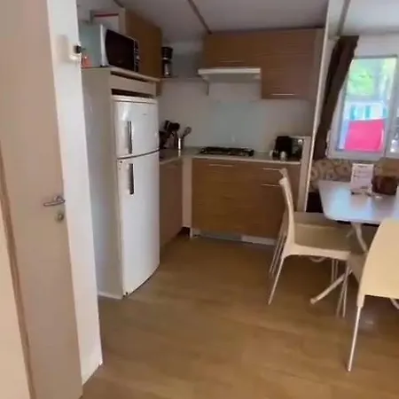 Mipro Mobilhome 6 Holiday home Lido di Spina